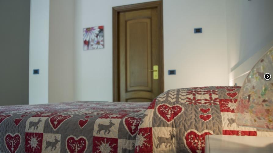 Settimo Vittone Nuovo Hotel Tripoli חדר תמונה
